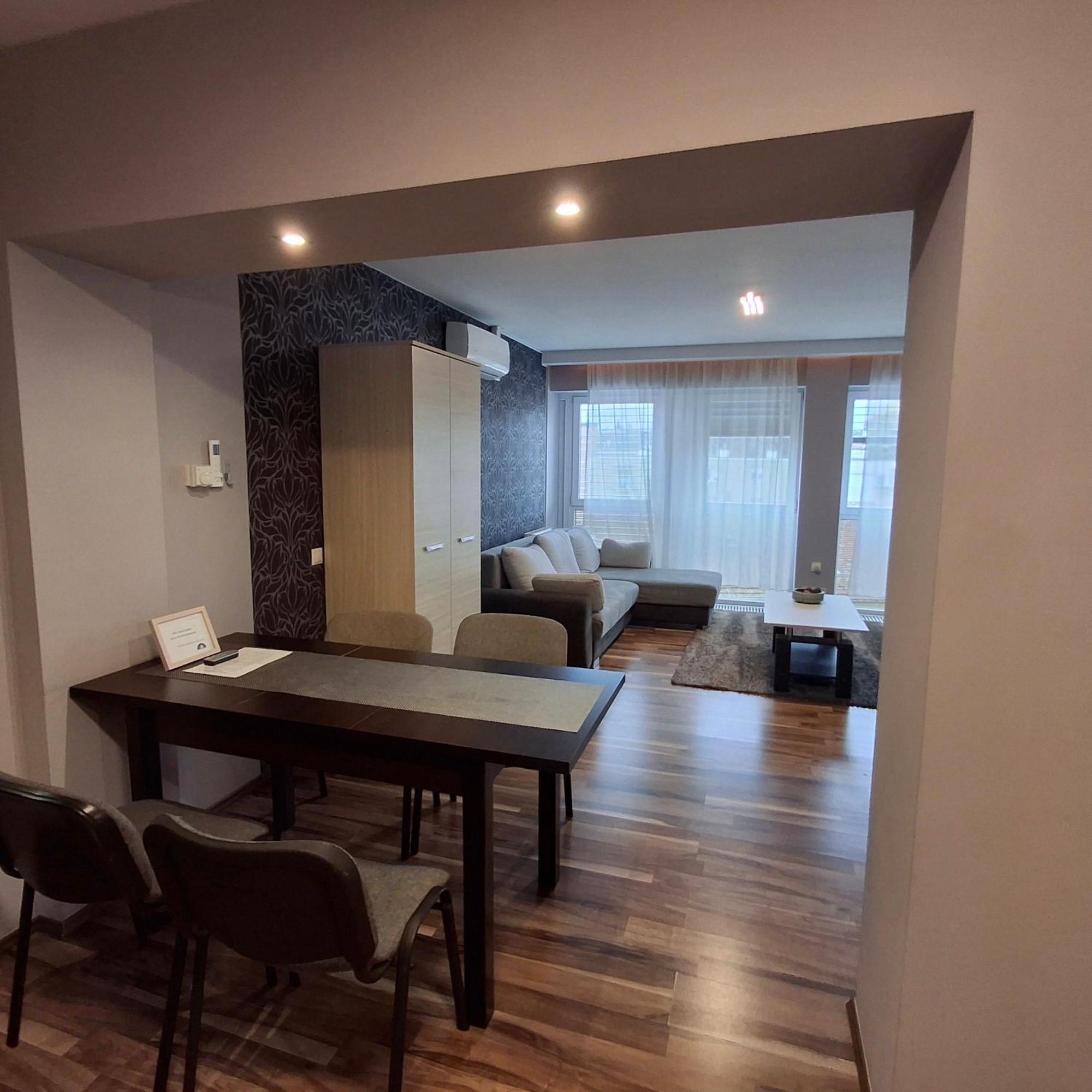 אגר Unicorniselit Apartmanok מראה חיצוני תמונה