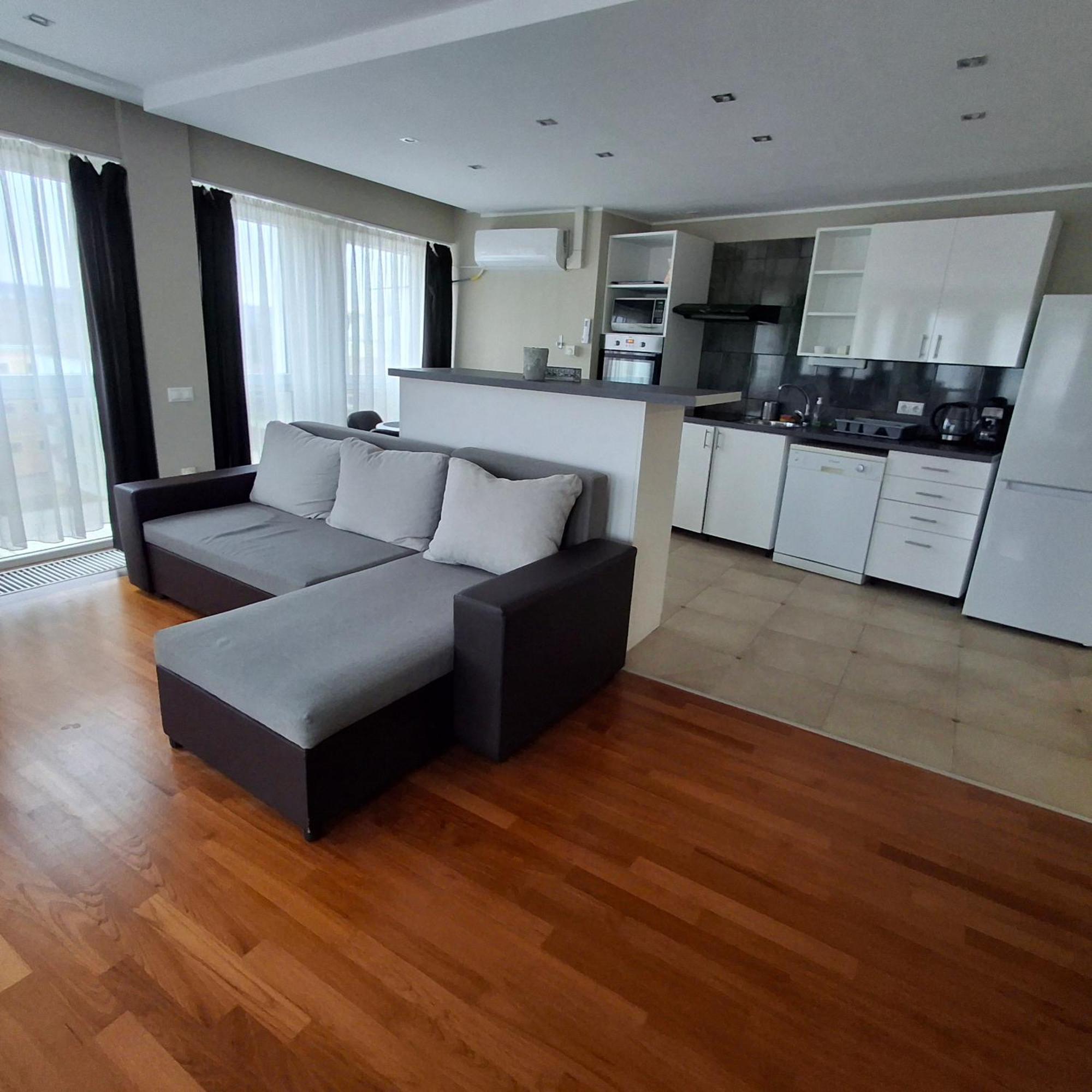 אגר Unicorniselit Apartmanok מראה חיצוני תמונה